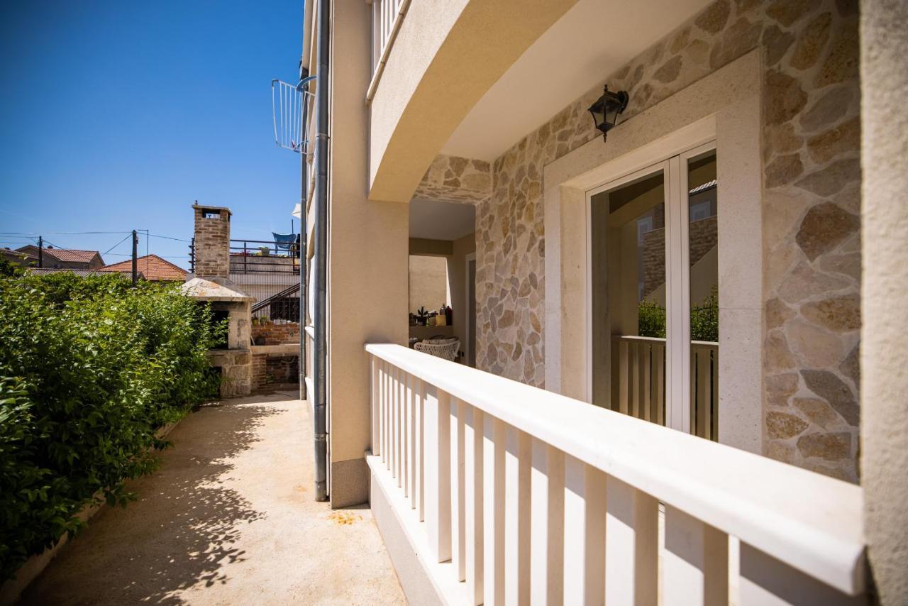 Villa Klaudia With Pool Zadar Exteriér fotografie